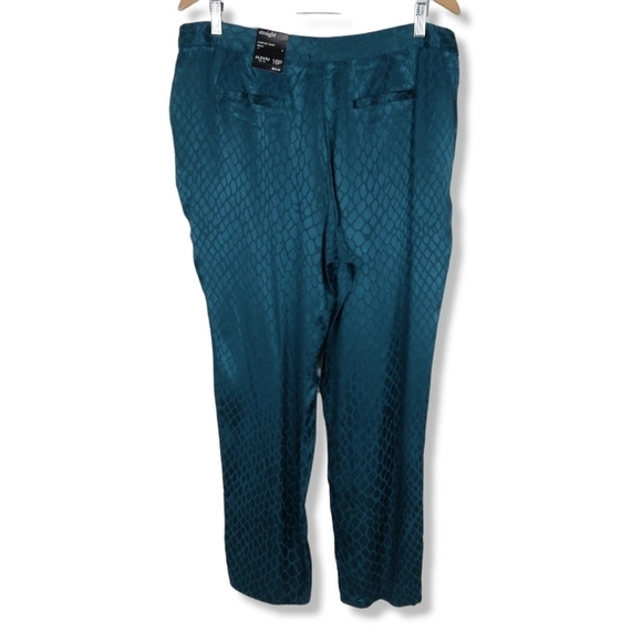 NWT Alfani Plus Size Straight Pant - Picture 5 of 9